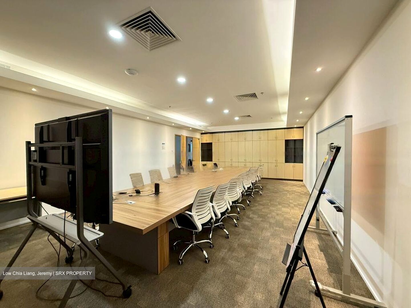 New Tech Park (D19), Office #459521141